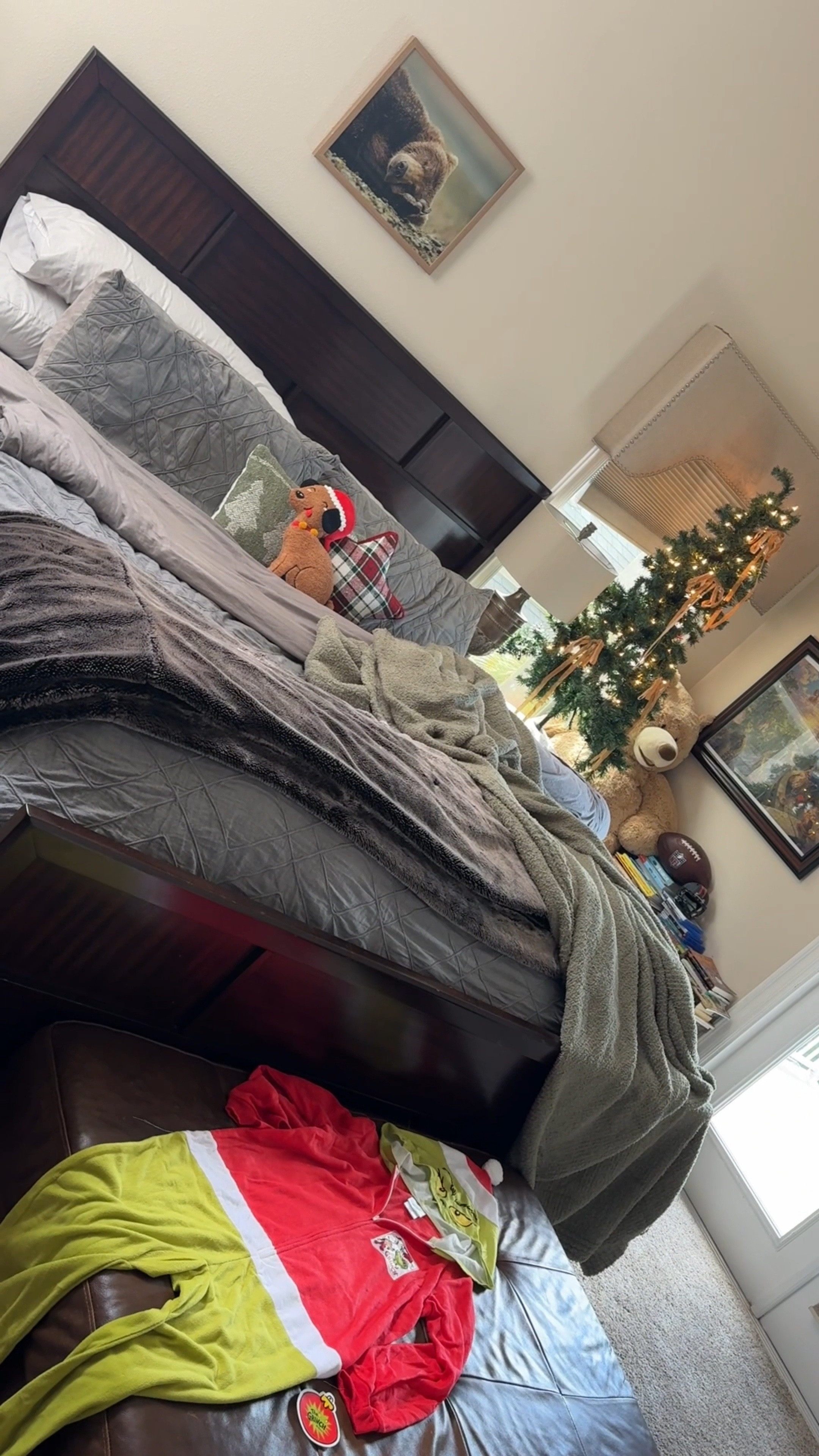 Decorating my sons room for Christmas🎄

#LTKSeasonal #LTKHoliday #LTKHome