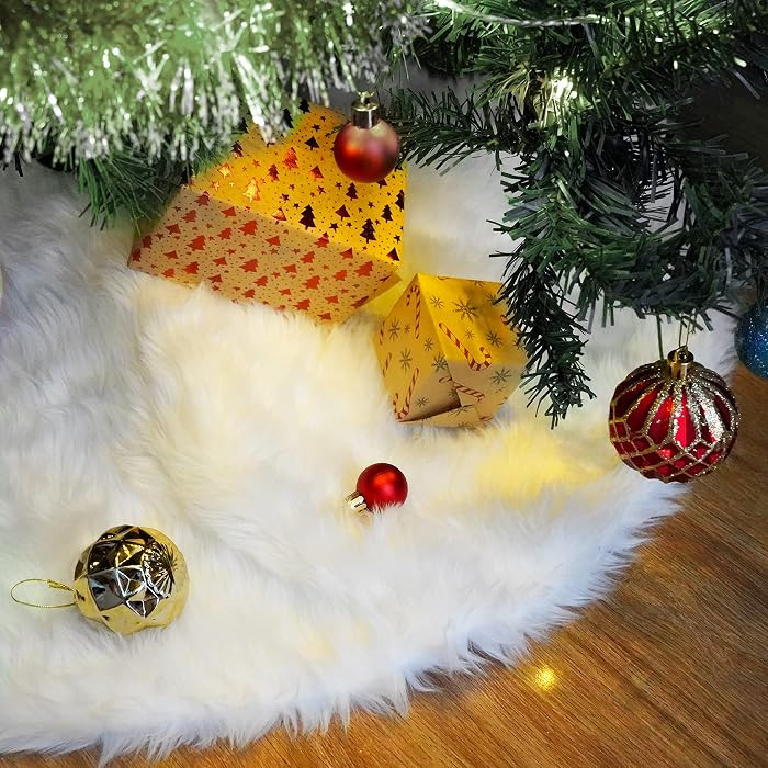 36Inch White Christmas Tree Skirt- Faux Fur Plush Skirt Christmas Tree Decoration Holiday Party I... | Amazon (US)