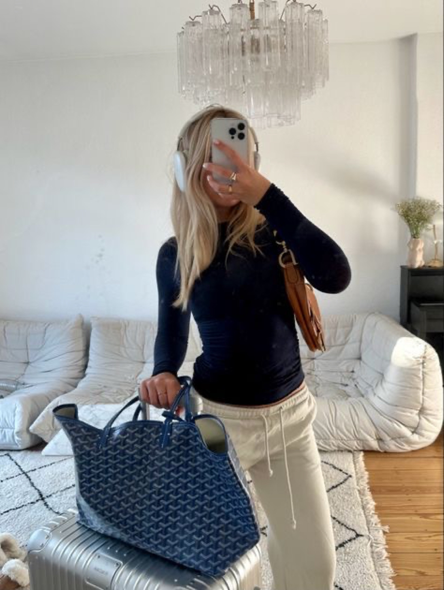 Goyard + Apple dupe #bagdupe #designerdupe 

#LTKfindsunder50 #LTKfindsunder100 #LTKSeasonal