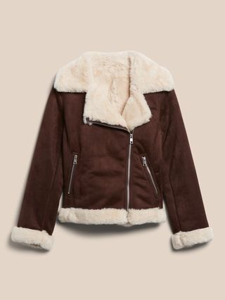 Sherpa Moto Jacket, Shearling Coat, Moto Jacket, Winter Outfit Inspo, Winter Outfit Ideas, Beanie | Banana Republic (US)