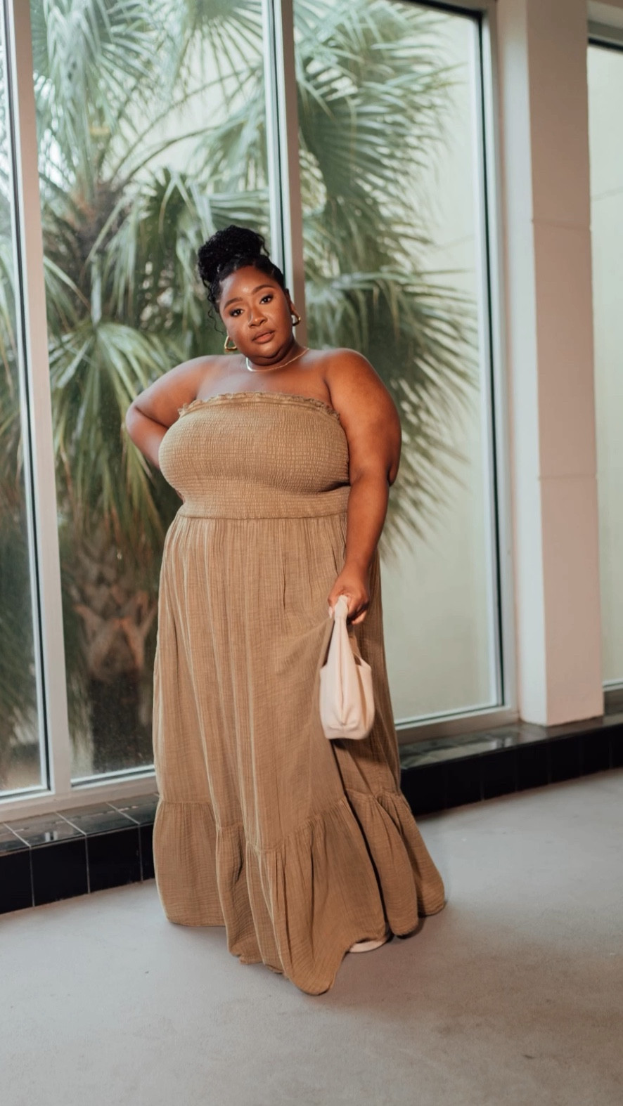 Plus size smocked vacation dress for spring! I’m wearing a size 3X, but could have sized down to a 2X. Straps are detachable.

Spring outfit. Vacation outfit. Plus size dresses. Anthropologie dresses. Plus size fashion.

#LTKplussize #LTKbump #LTKtravel