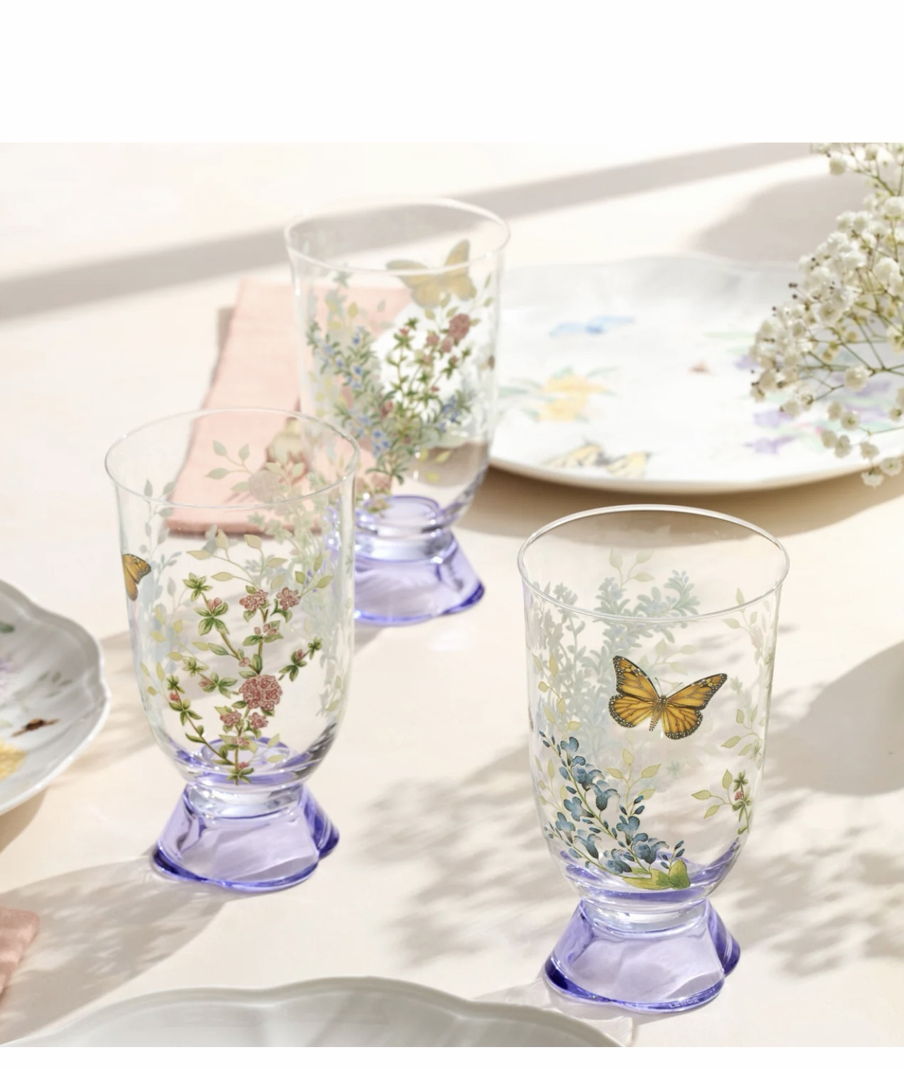 Obsessed with these Lenox spring glasses 🦋

#springhomedecor
#lenoxchina
#tablescape
#dinnerparty
#brunch
#cocktail


#LTKHome #LTKfoodie #LTKSaleAlert