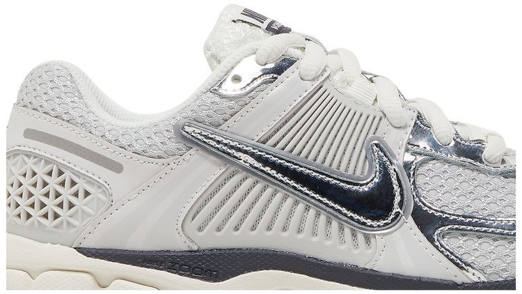 Wmns Air Zoom Vomero 5 'Photon Dust Metallic Silver' | GOAT