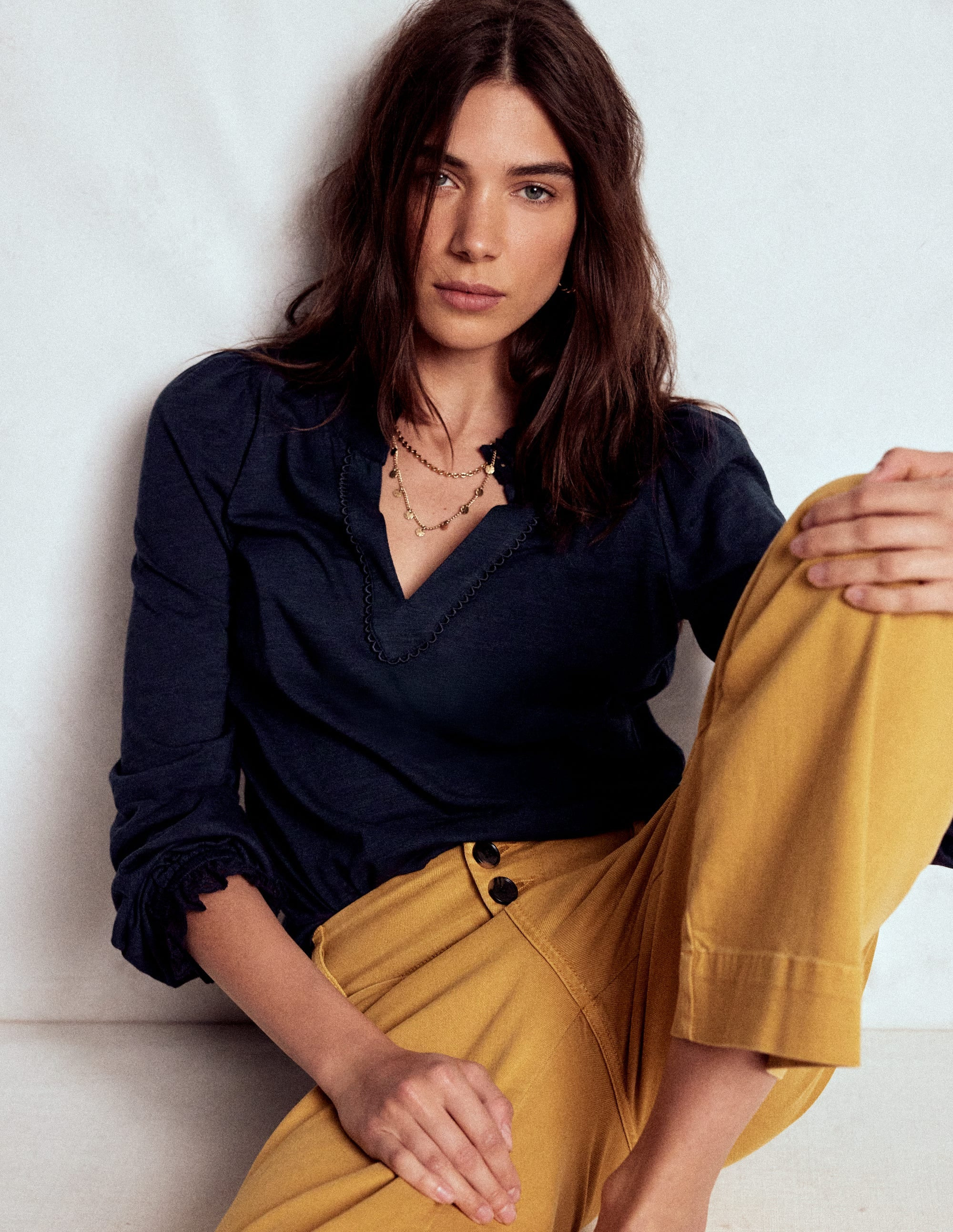 Aria Broderie Notch Neck Top-Navy | Boden (US)