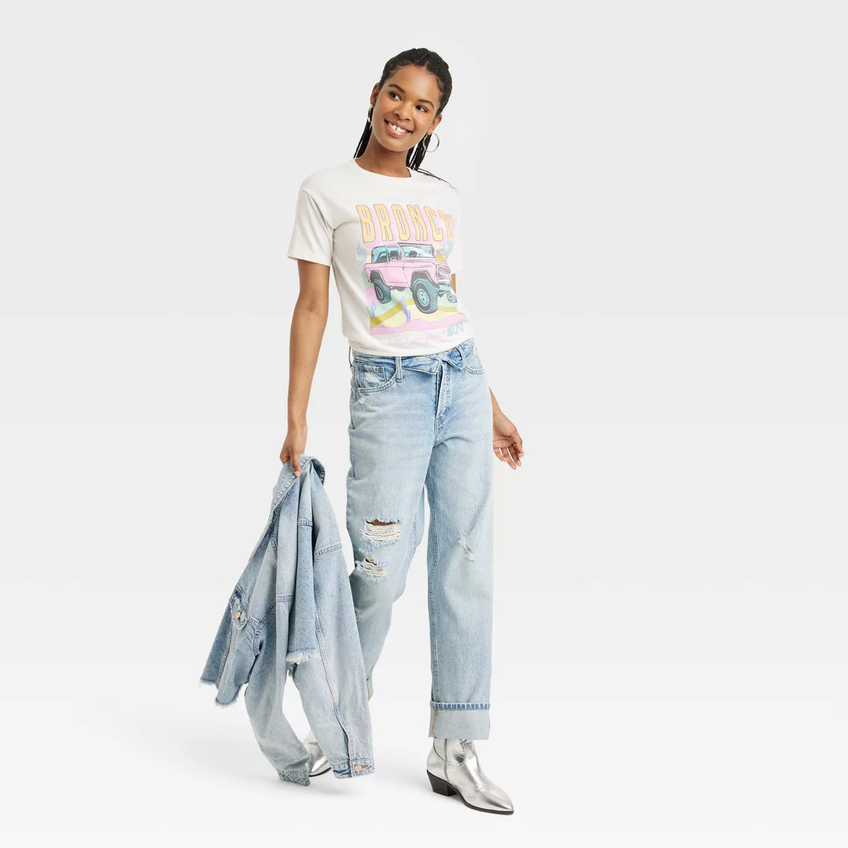 Women's Ford Bronco Short Sleeve Graphic T-Shirt - Off-White | Target
