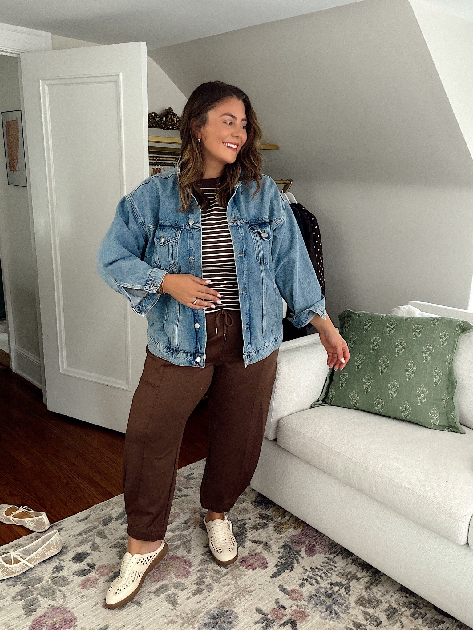 wearing size XXL in joggers (could have done XL). Wearing size XXL brown striped shirt, 1X in denim jacket. (use CARALYN15 on your first order at Spanx)