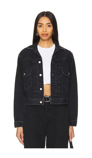 LEVI'S Classic Jacket in Black. | Revolve Clothing (Global)