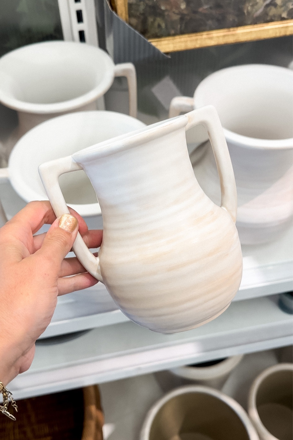 Love this vase! It screams fall! Would be gorgeous with fall faux stems!😍😍

Home
Target home decor
Vases
Fall decor 

#LTKhome #LTKstyletip