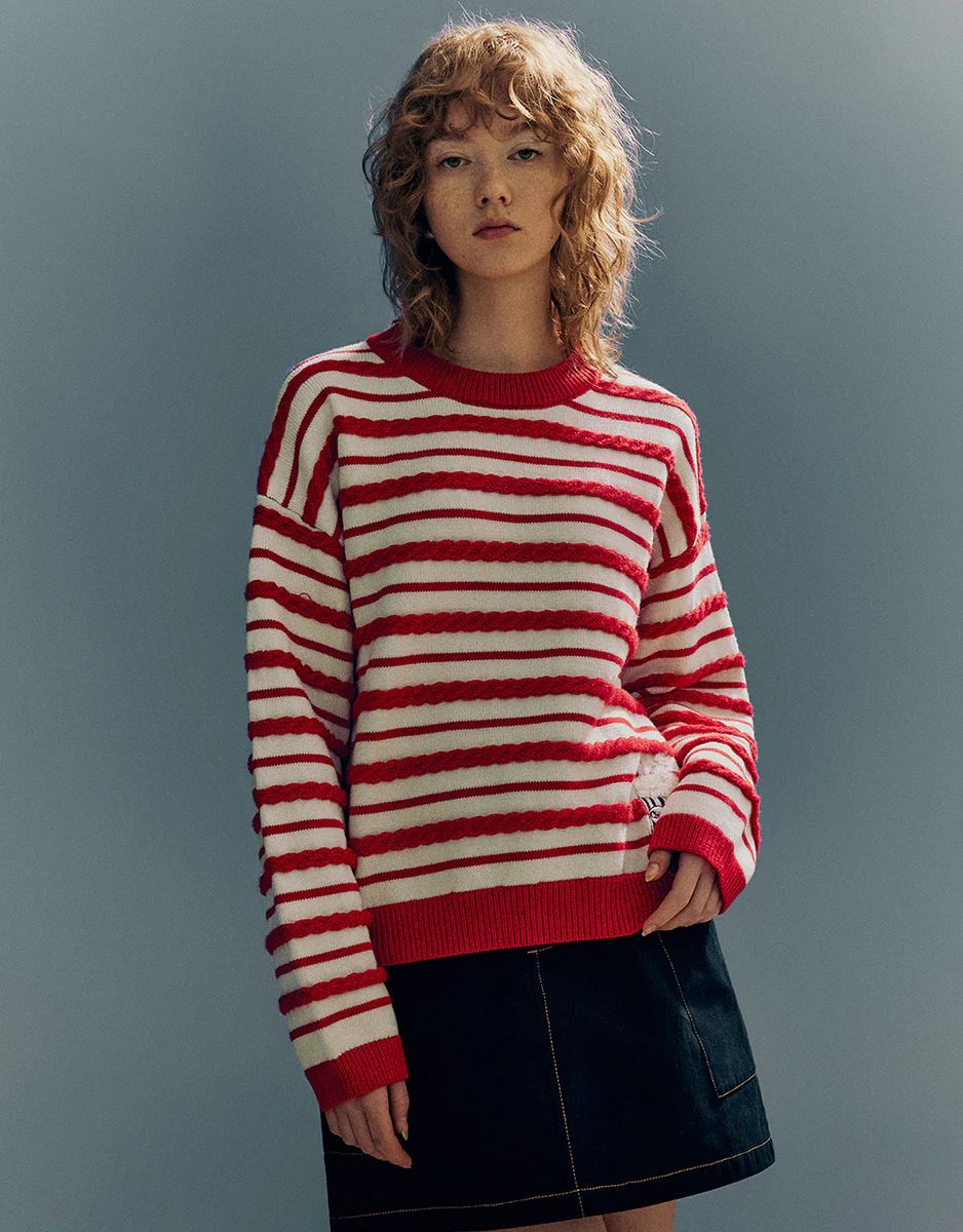 Striped Crew Neck Knitted T-Shirt | Urban Revivo