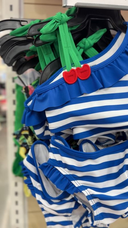 ARE. YOU. JOKING ??? 😍

The cutest freaking swimsuit ever — if you prefer bright colors for swimming this will be perfect for outdoor play! 🍒 it’s on sale right now & also comes in baby sizes!!! 👏🏼
#oldnavy #oldnavystyle #oldnavykids #toddlerstyle #toddlergirlfashion #toddlerootd #4thofjuly #girlmom 

#LTKkids #LTKswim #LTKfindsunder50