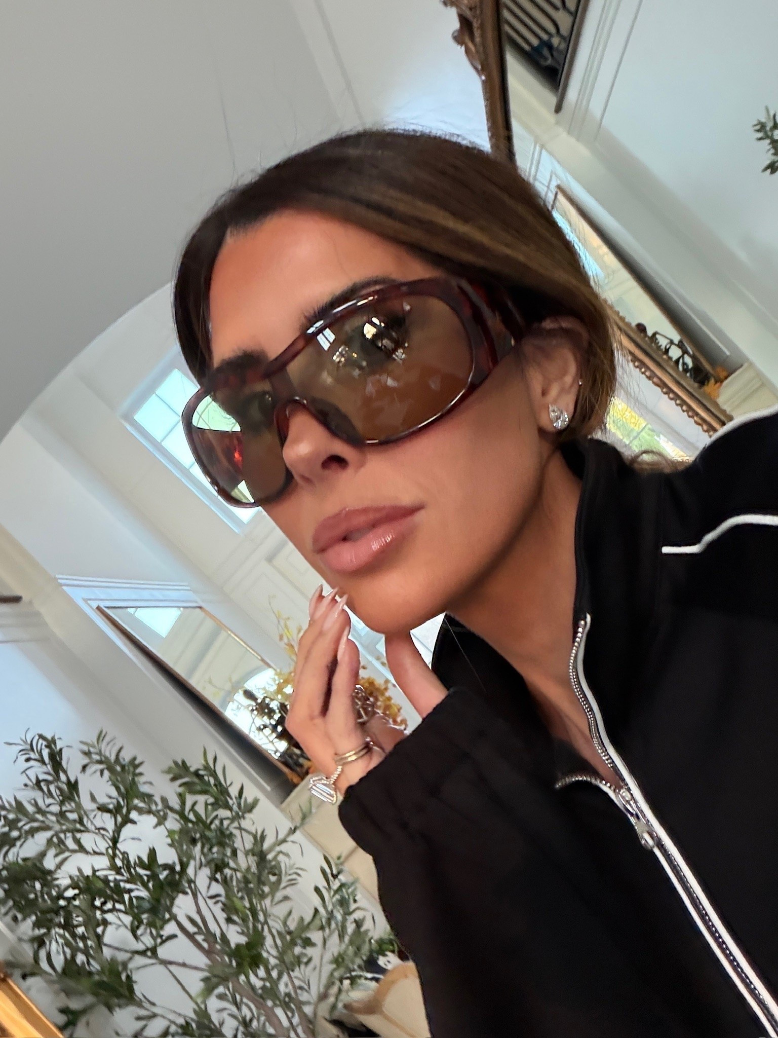 $44 oversized sunglasses that look $200+ 

Nordstrom fashion, Nordstrom finds, Amazon fashion, Fall outfits women, Fall fashion hauls, Fall sunglasses, Gemme Beauty, Emily Gemma

#LTKdayinmylife #LTKgrwm #LTKmomlife