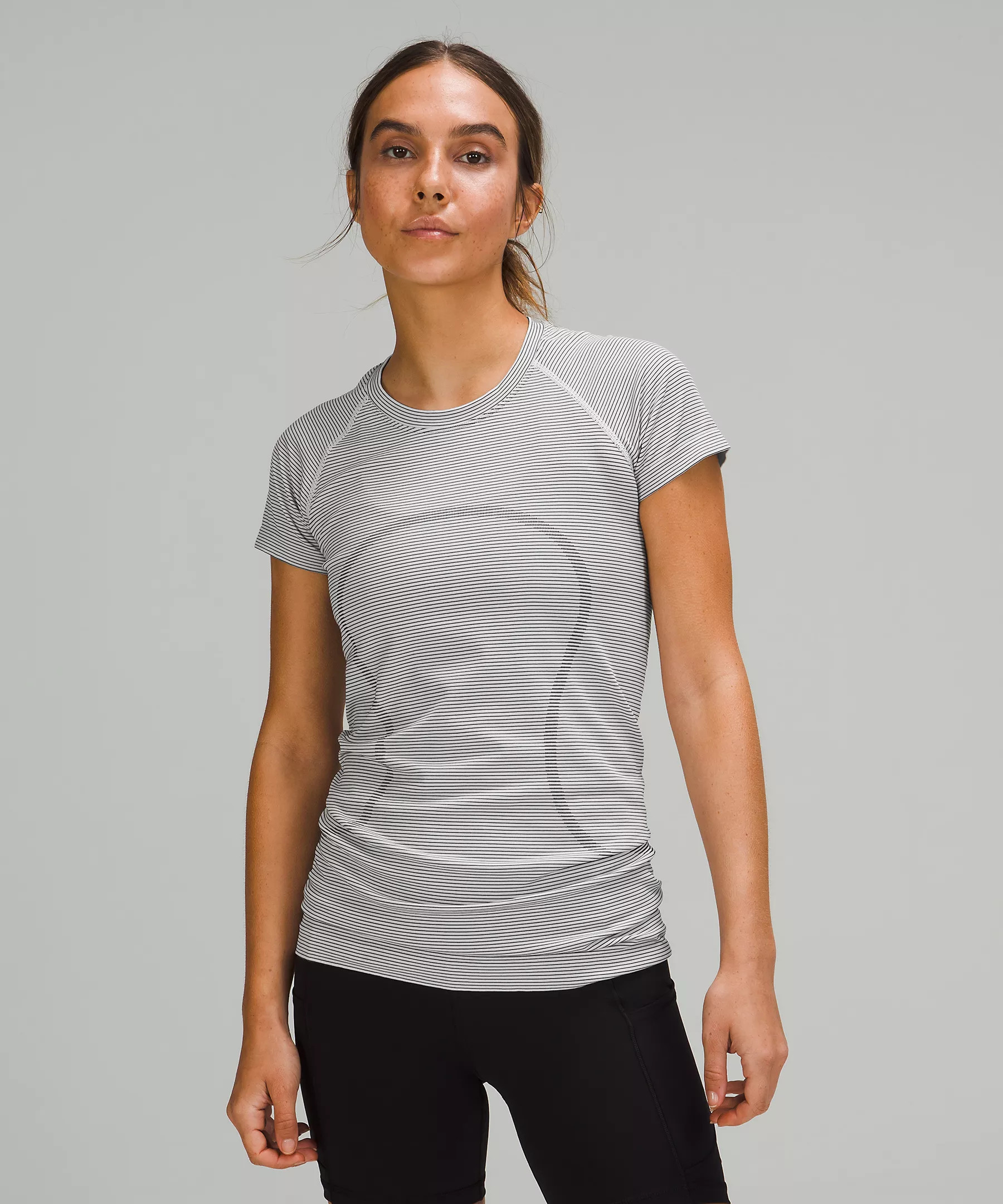 Swiftly Tech Short-Sleeve Shirt 2.0 | Women's Short Sleeve Shirts & Tee's | lululemon | Lululemon (US)