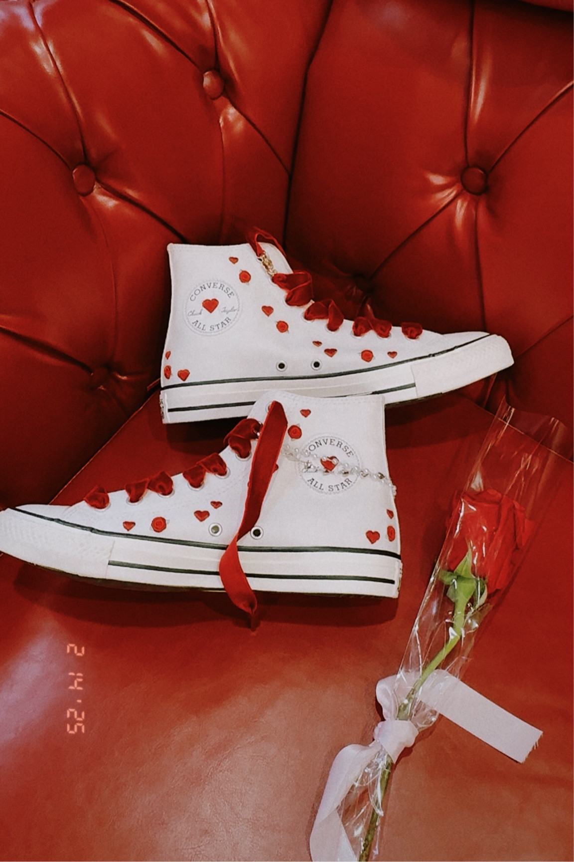 It’s the red velvet laces for me ❤️


#LTKFindsUnder100 #LTKShoeCrush #LTKStyleTip