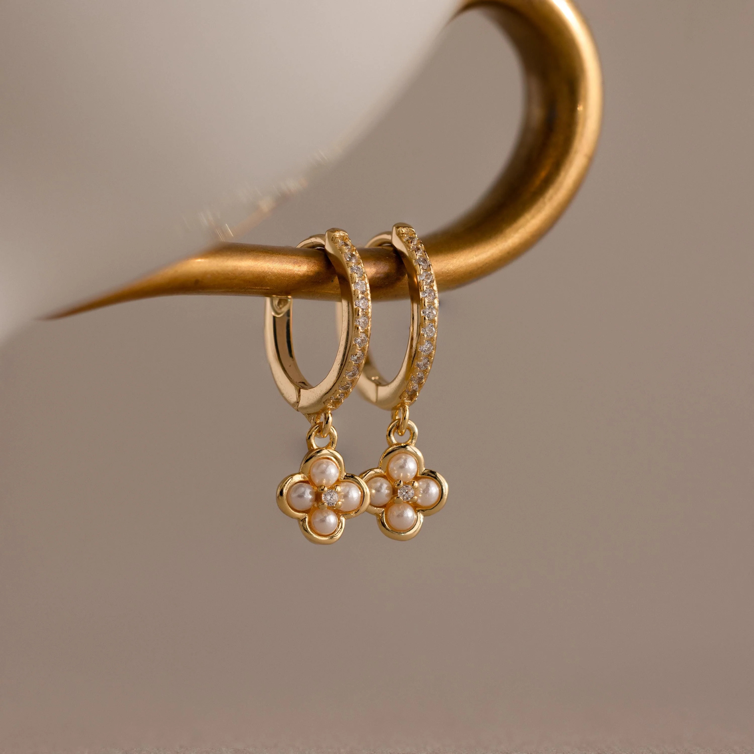 Pave Rounded Pearl Flower Hoop Earrings in 18K Gold | Caitlyn Minimalist | Caitlyn Minimalist