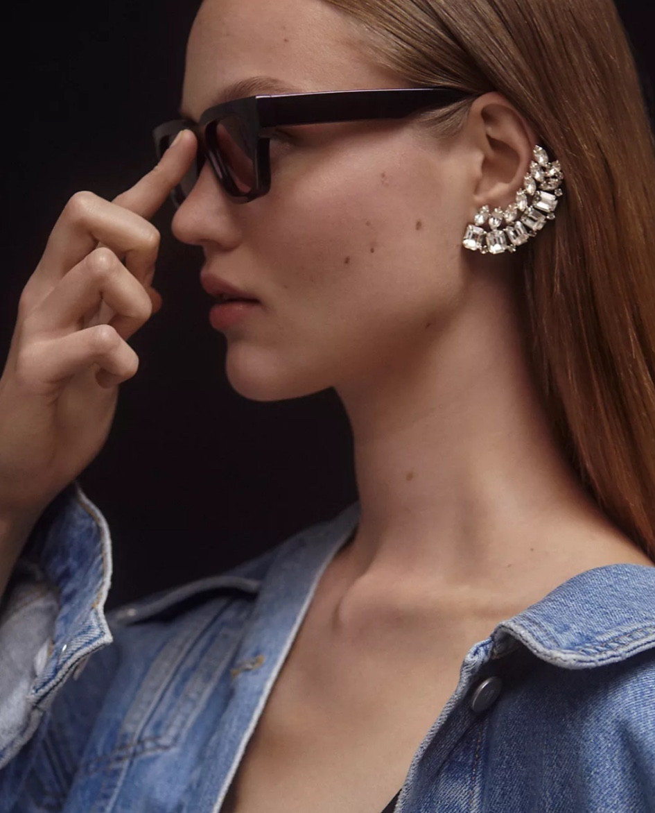 Ok, I am crazy about this Crystal mismatched ear crawler set!!✨🤩

#LTKfindsunder100 #LTKfindsunder50 #LTKHoliday
