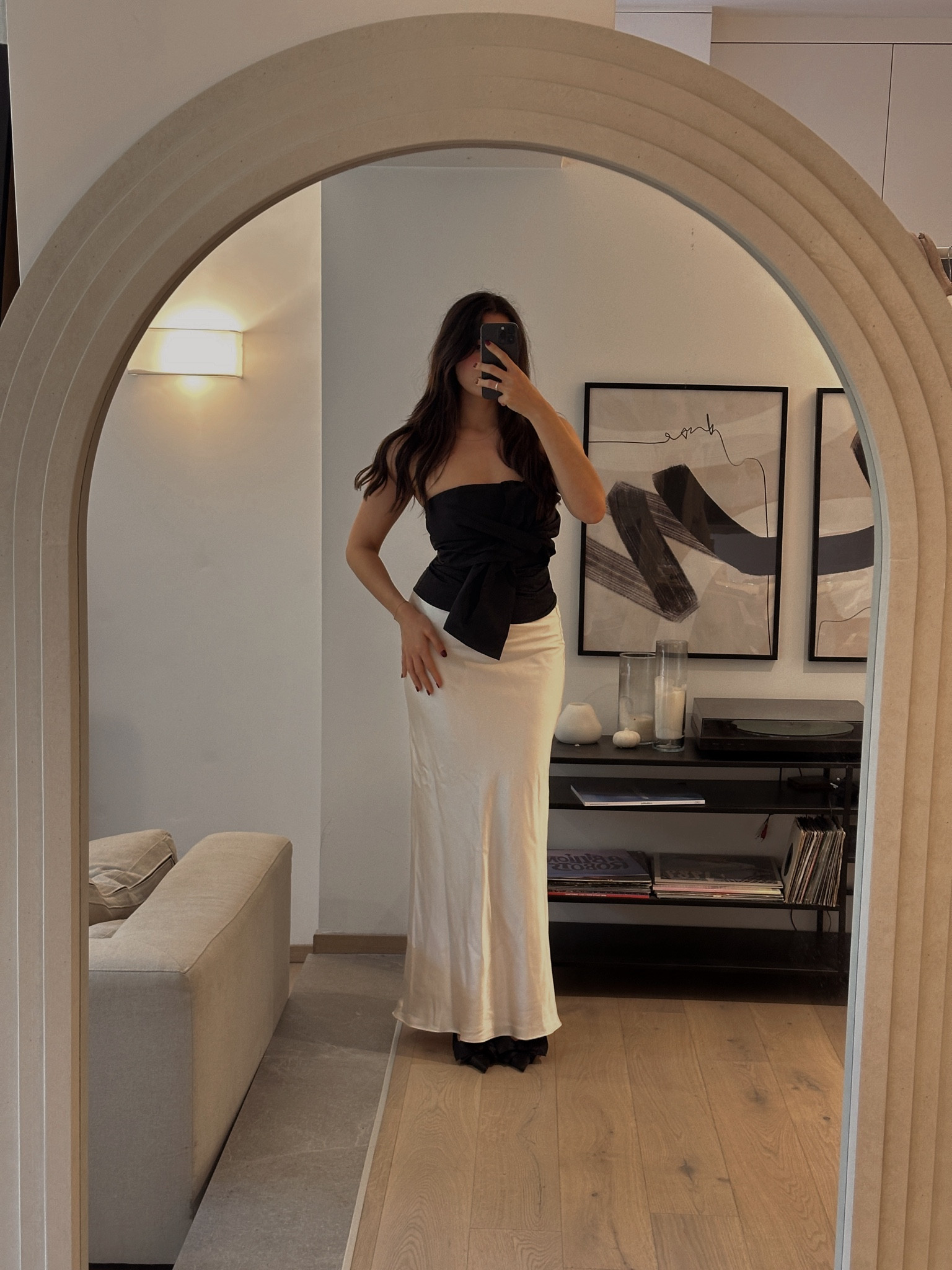 The most gorgeous and elegant festive look! This bow top from H&M is stunning!!

#LTKuk #LTKautumn #LTKeurope