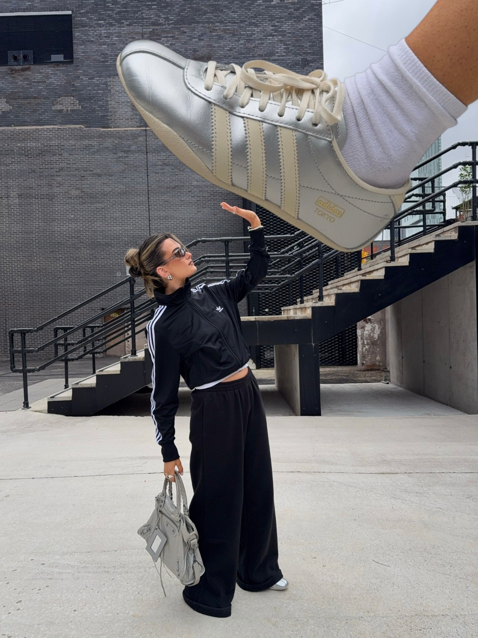 Adidas originals, adidas firebird, tracksuit, black joggers, wide leg joggers, silver trainers, adidas Tokyo #ad

#LTKuk #LTKshoes #LTKautumn