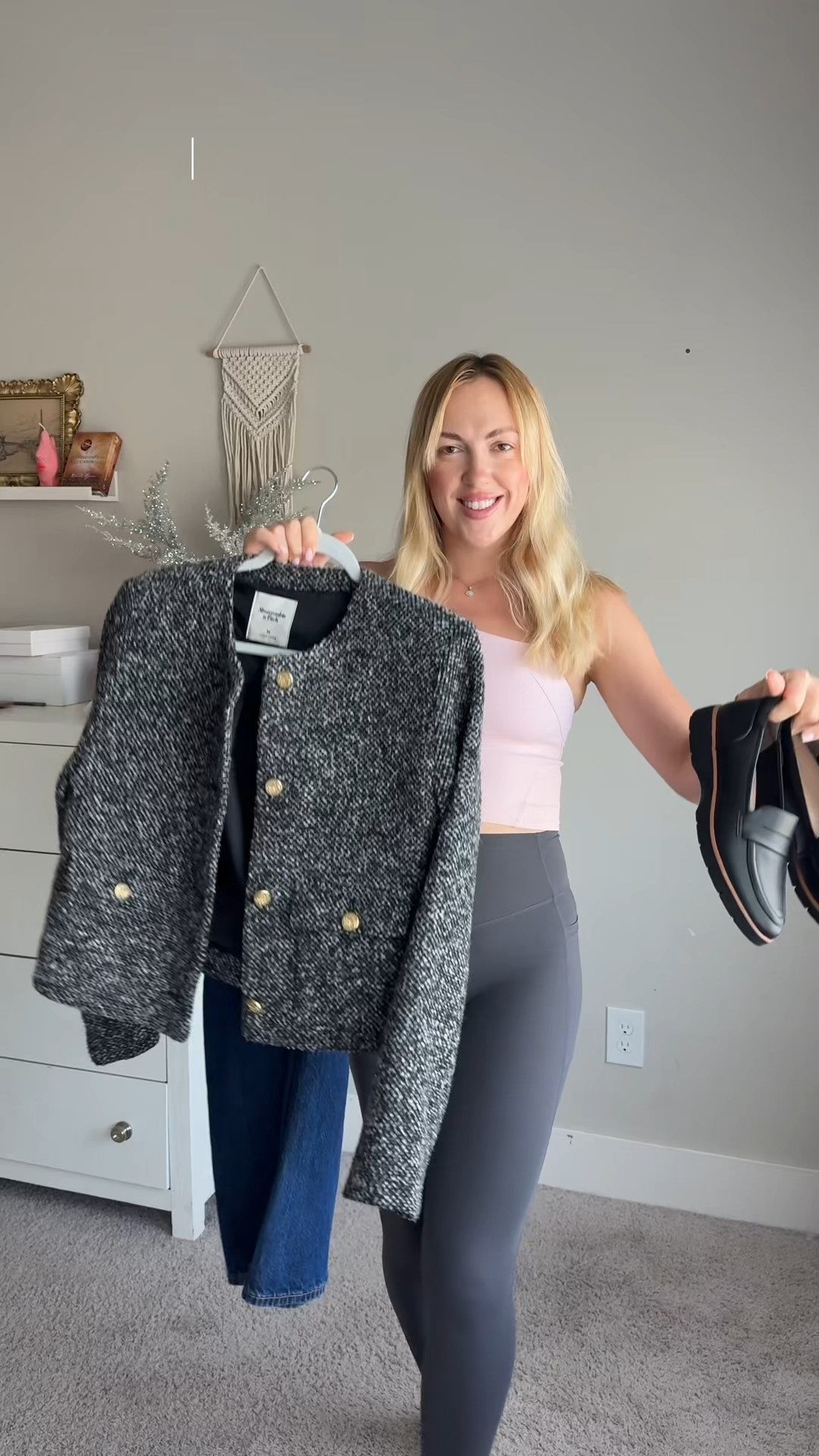 Casual Abercrombie outfit 


#LTKootd #LTKmomlife #LTKFindsUnder50