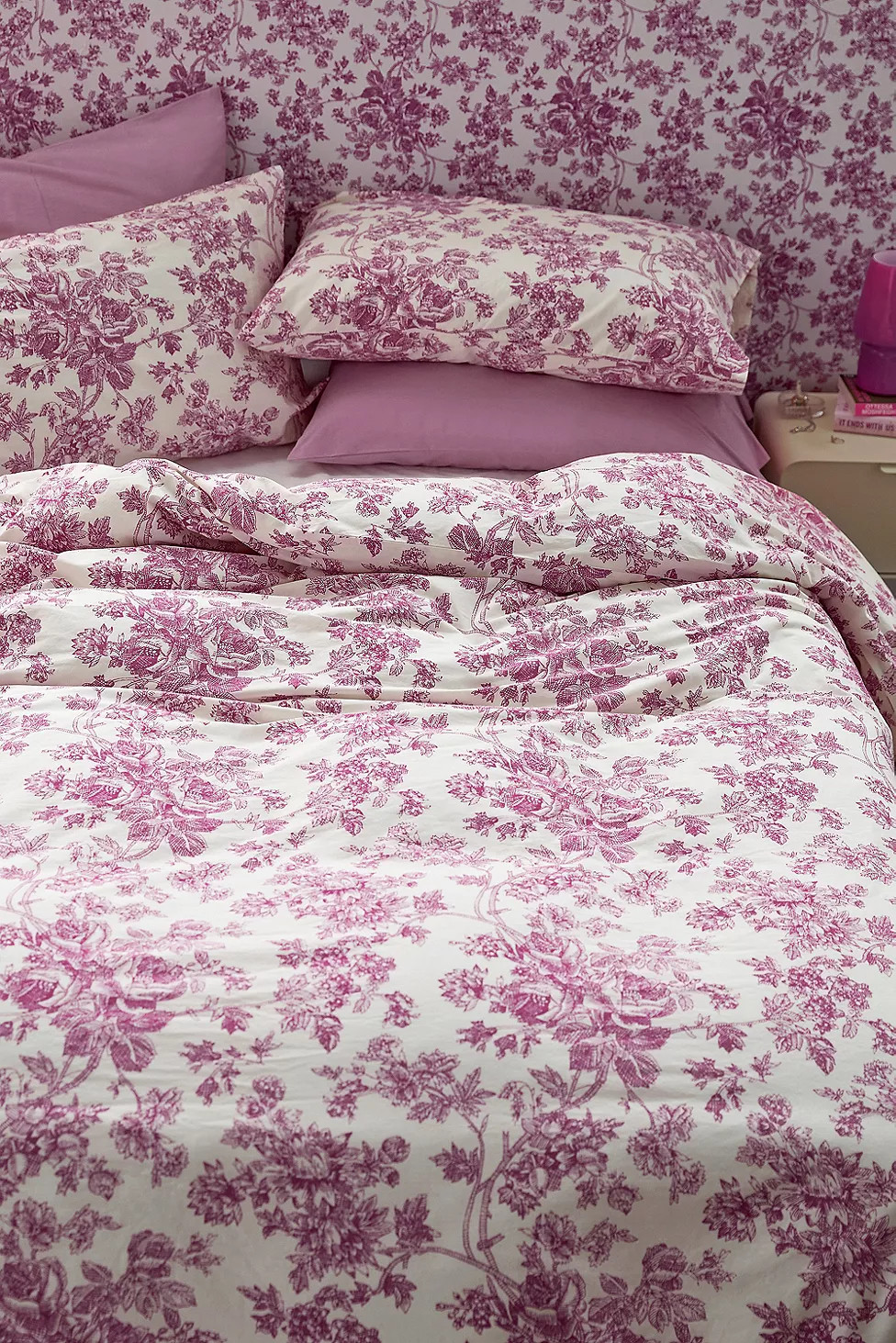Pink Toile Duvet Set | Urban Outfitters (EU)