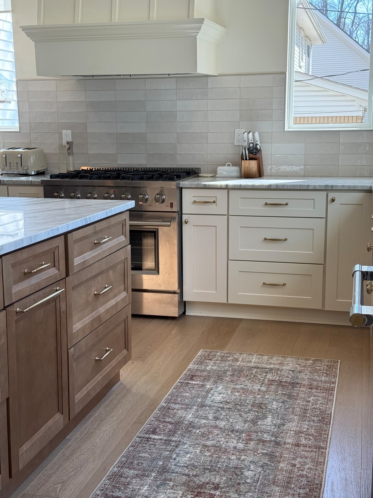 New kitchen runner 🫶🏼

Kitchen decor, kitchen rug, vintage rug, vintage runner, Wayfair rug ￼

#LTKHome