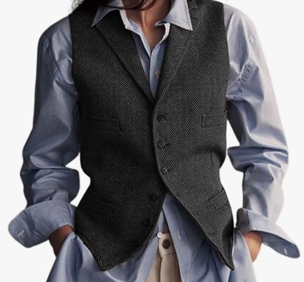 Love this tweed vest for my fall wardrobe!  Comes in several colors and is beautiful. A steal for under $40. Wear with a button down, tshirt or a ruffled blouse. I sized up to a medium 

#LTKFindsUnder50 #LTKOver40 #LTKFallSale
