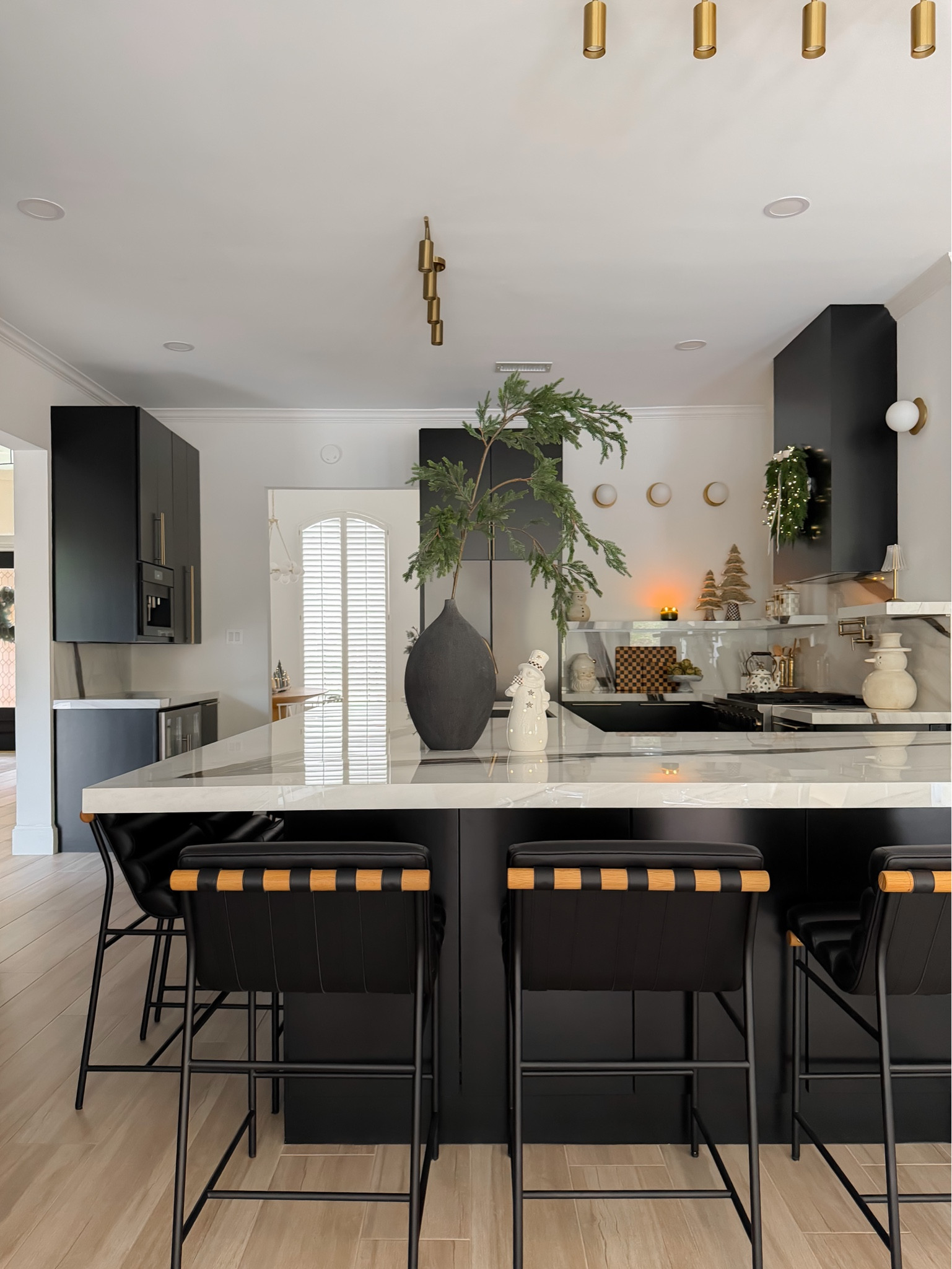 Christmas in the kitchen 

#LTKHome #LTKHoliday