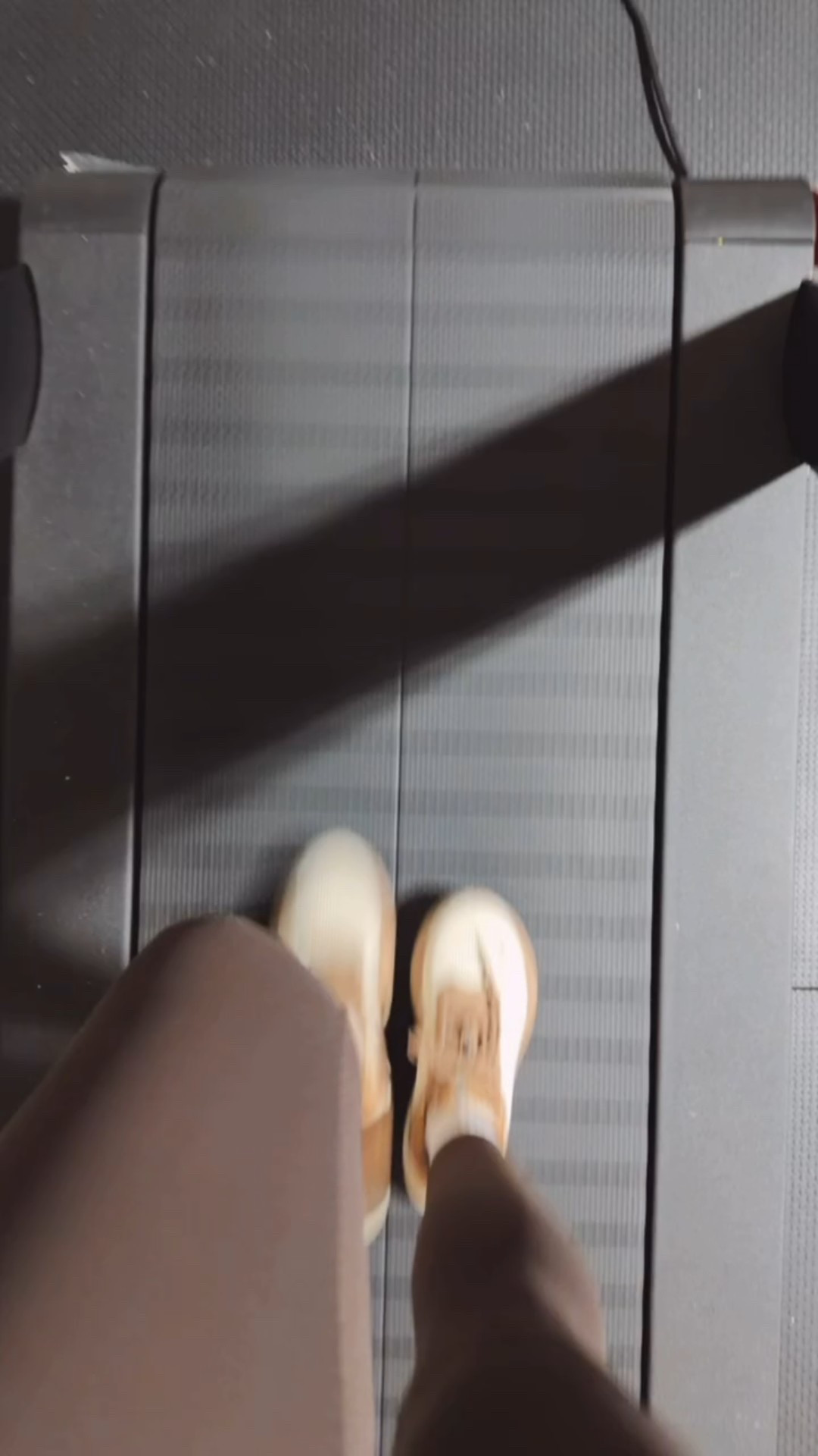 My favorite gym shoes, hot girl walk, Amazon shoes, running shoes, leggings, themominstylee

#LTKfitnessgoals #LTKselfcare #LTKActive