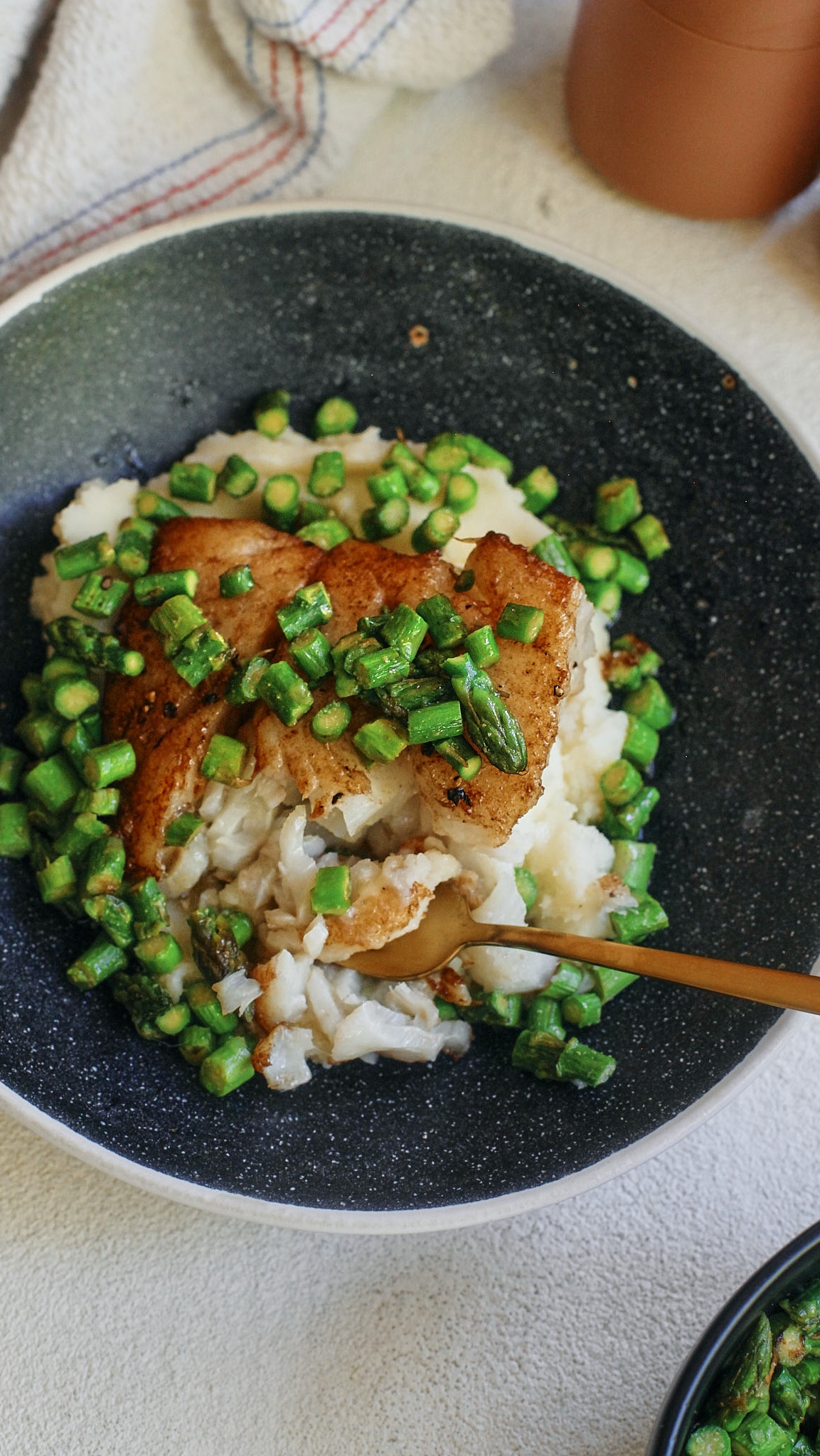 Melt-in-your-mouth Lemon Butter Cod 🍋🧈

This is one of those dishes that is really fun to plate up! It feels kinda fancy. It tastes really fancy. But it’s easy to make and that’s my kinda dish, friends.

I plated mine up over some creamy mashed potatoes!

I have the full recipe over on my blog if you want to try it! https://britacooks.com/lemon-butter-cod/

#easyrecipe #dinnerideas #cod #fishrecipe

#LTKHome #LTKSeasonal #LTKFindsUnder100