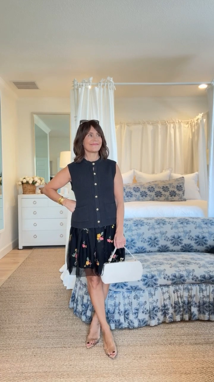 This is such a cute dress for fall! @anthropologie #anthropartner

#LTKOver40 #LTKSeasonal #LTKStyleTip