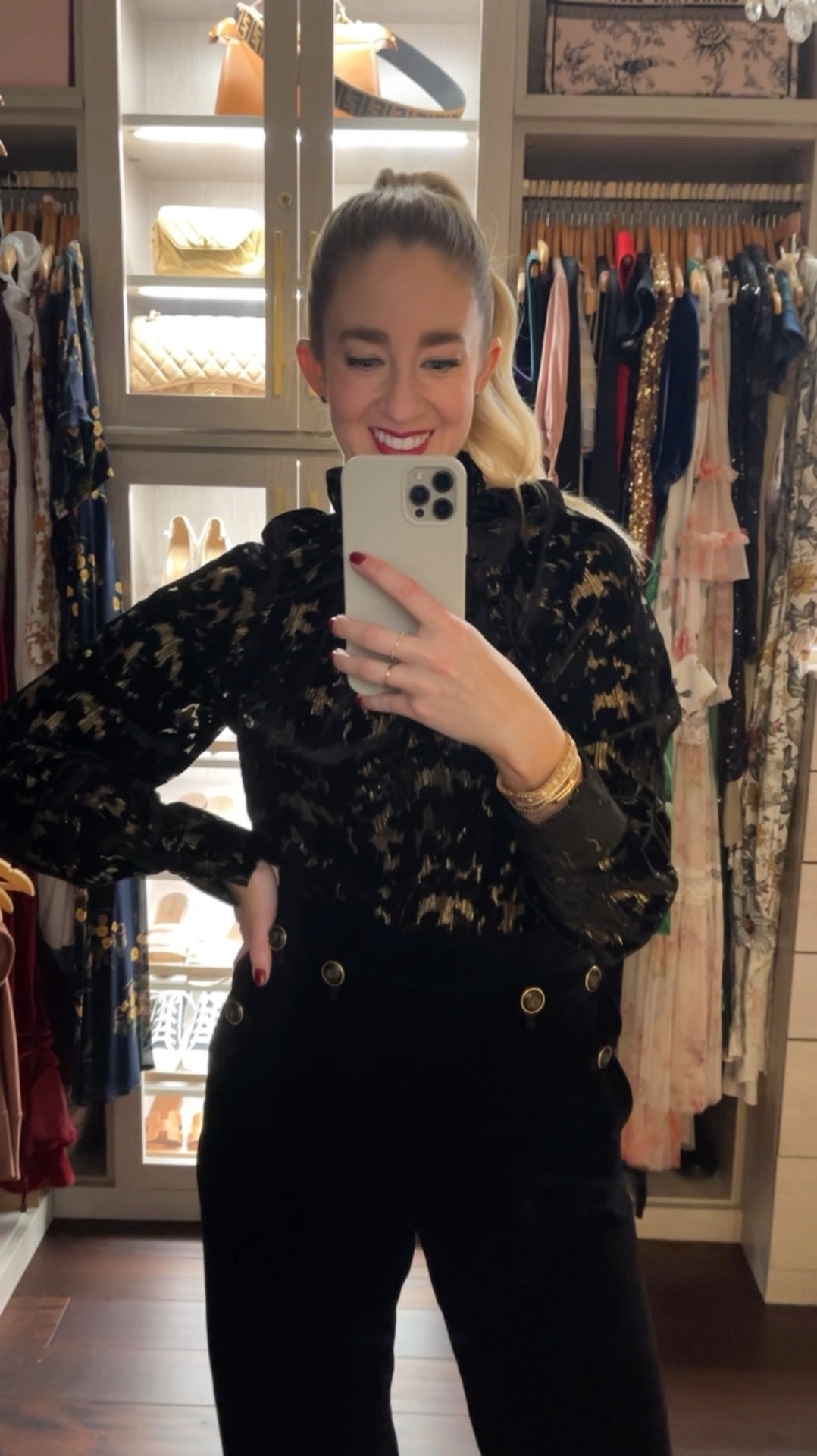 Chic holiday fit 🖤 Top runs TTS. Pants run small + ordered a size up from my usual size  

#LTKParties #LTKHoliday #LTKSeasonal