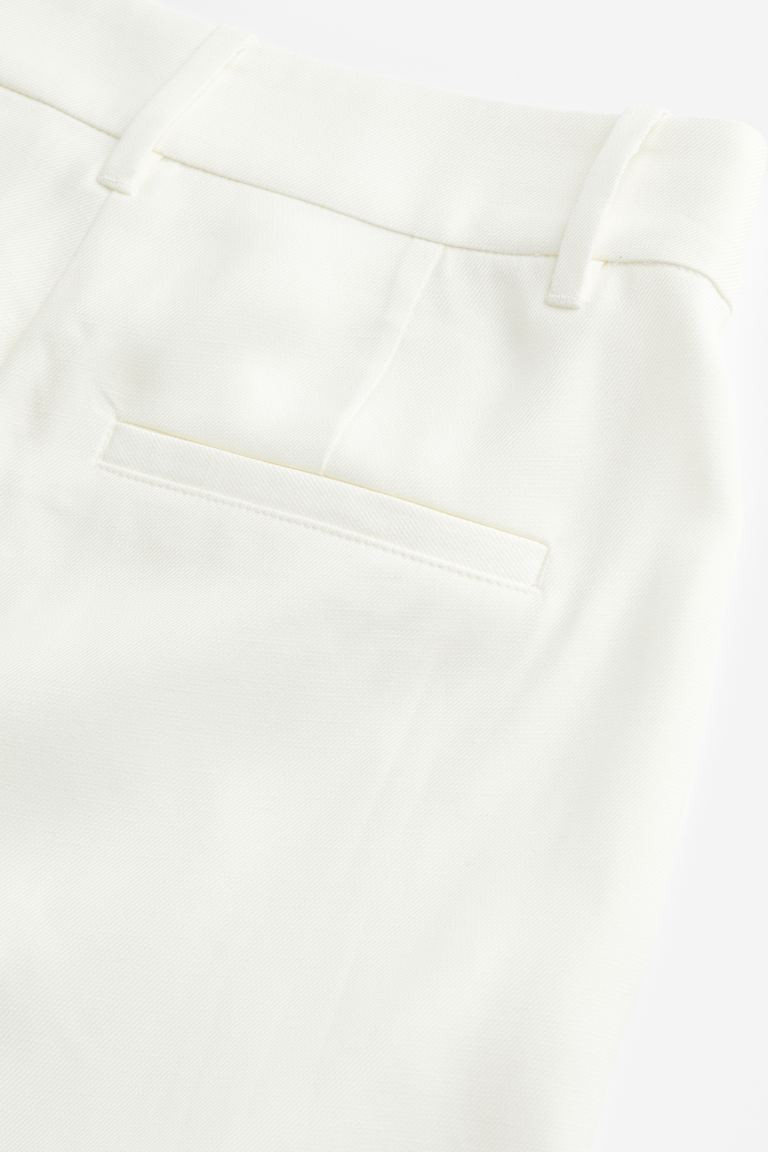 Twill Bermuda shorts | H&M (UK, MY, IN, SG, PH, TW, HK)