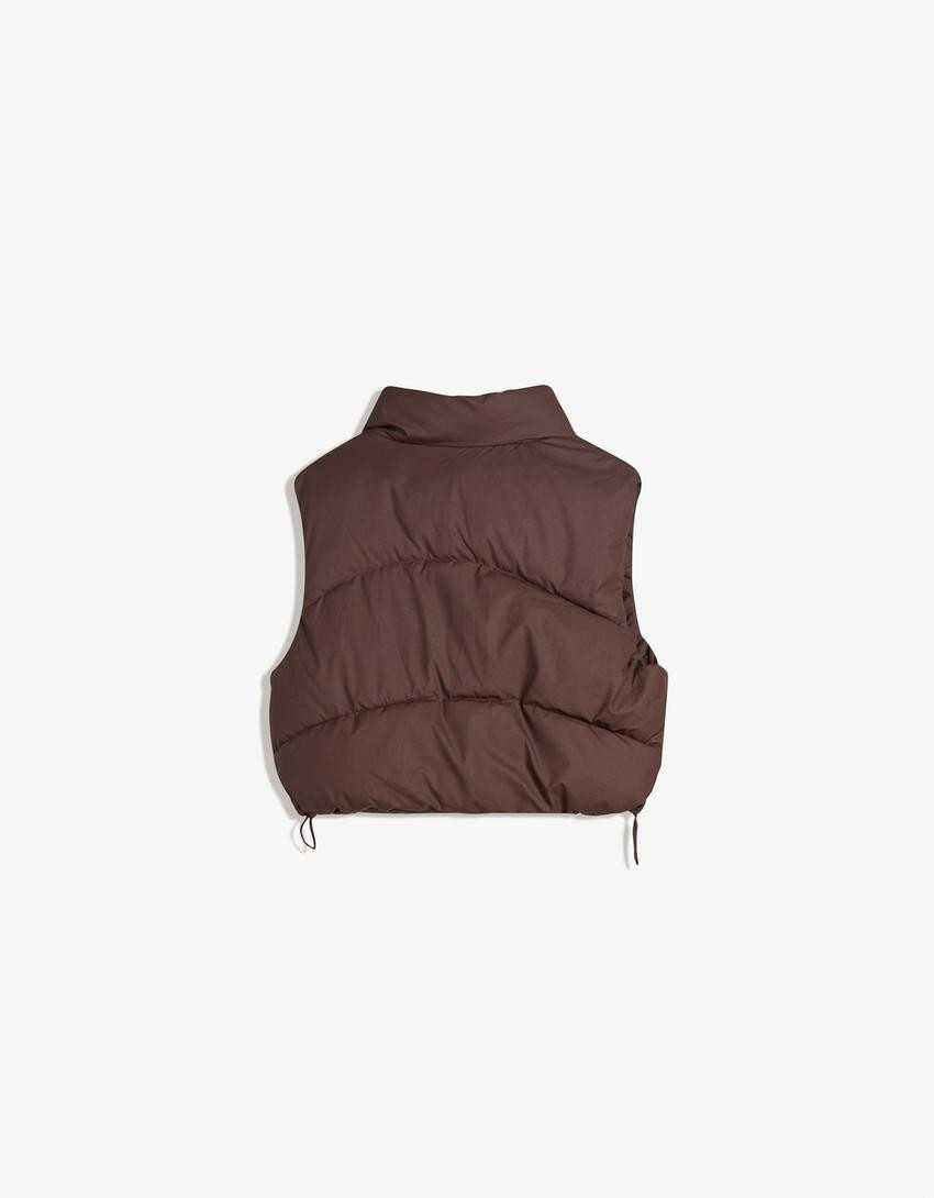 Kurze Steppweste - Jacken und Trenchcoats - Damen | Bershka DE