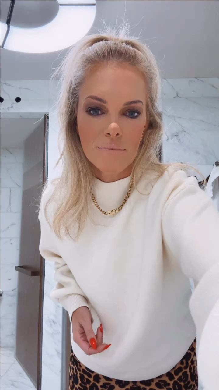 Easy Sunday dinner in Paris with a little bit of funk ❤️ code CASSIESAVE25 for 25% off! 

#LTKTravel #LTKVideo #LTKOver40