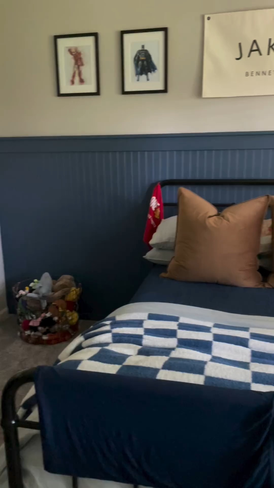 I recently gave my youngest son’s room a refresh with the help of @onequince. I chose this beautiful linen box-stitched quilt set in the ‘Nightfall’ color, which compliments his room and bedding so well. But they have lots of great colors to choose from!

All their pieces are OEKO-TEX certified and made sustainably and ethically, making me feel good about bringing their pieces into my home!

These pieces feel so cozy and luxurious. I love that Quince is able to make high quality pieces at a more affordable price point than many other popular brands, making them a great option to get the look for less!

Use my code INFG-25LISKALIVING10 for 10% off your first purchase!
.
.
.
.
.
.
#quincepartner #gifted ##sustainableliving #ethicallymade #bedding #boyroominspo #boyroom #livewellathome #mindfulhome #collectedhome