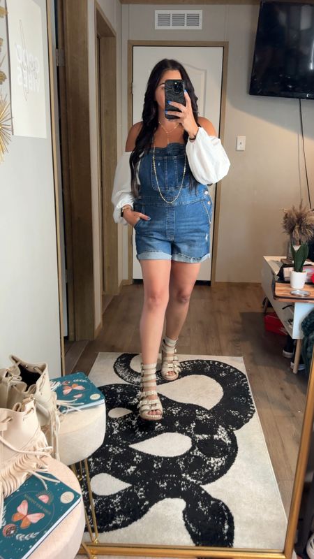 Can never go wrong with shortalls! This look is one of my absolute favorites and is such a classic look too. 

Jewelry is from Bohemia on IG 

Denim
Overalls
Boho outfit 
Summer outfit 

#LTKMidsize #LTKStyleTip #LTKVideo
