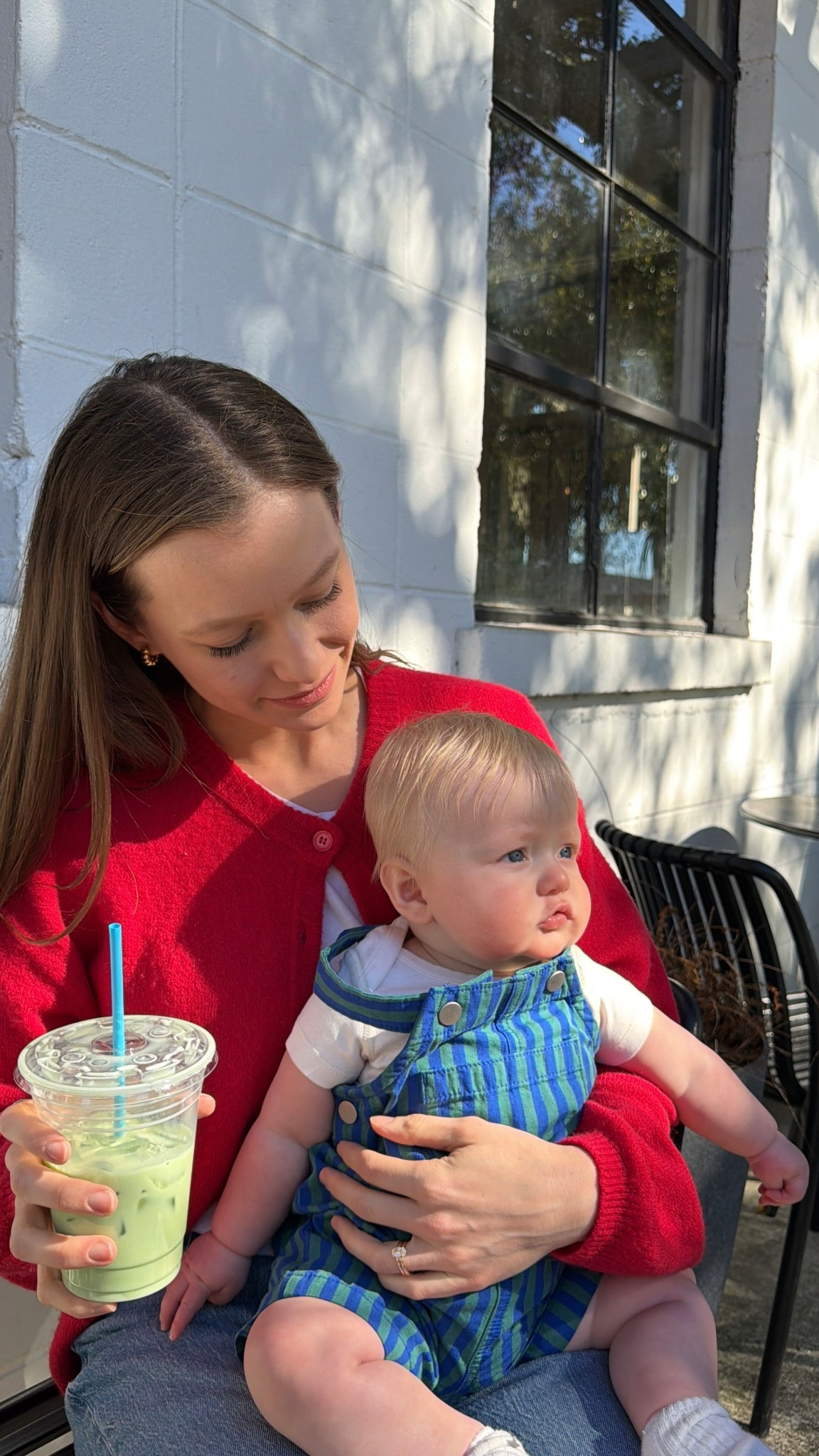 There’s nothing cuter than a baby in overalls😍 @hannaandersson

#hannapartner children’s clothing, baby clothing, spring fashion, spring outfit, Easter, Easter outfit, kids clothing 
