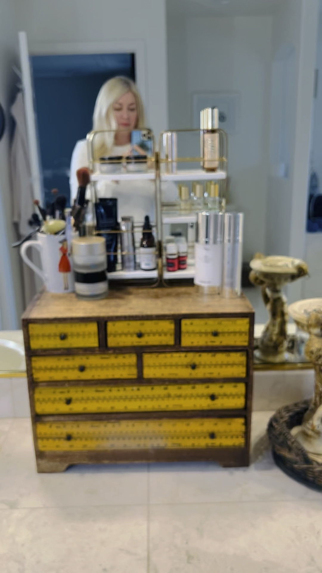 I’m in love with this little shelf that holds all of my bathroom necessities! ❤️😍

#LTKstyletip #LTKhome #LTKMostLoved