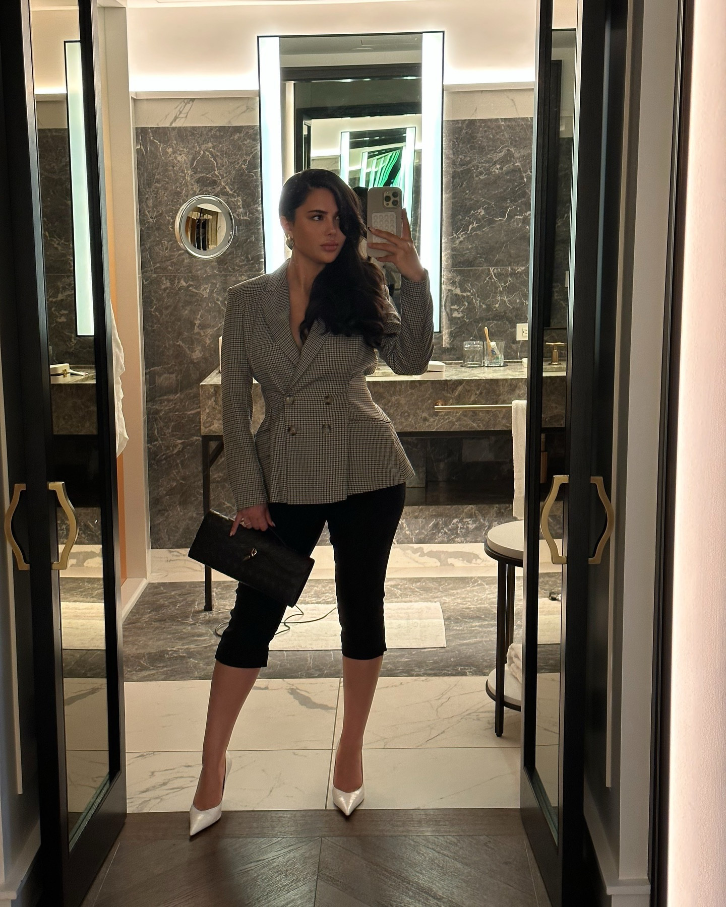 Forever a blazer girlie 🤌🏼

#blazeroutfit #outfits #fashion #style #fashionblogger #styleblogger #styleinspiration #fallfashion #autumnfashion #fashioninspo #styleinspo #outfits