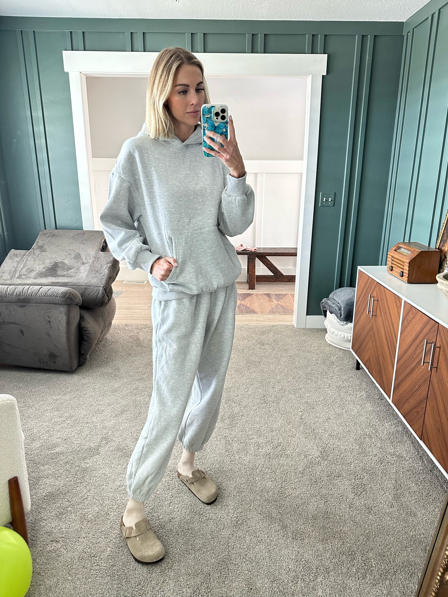 Amazon sweatset, wearing a small  

#LTKhome #LTKSeasonal #LTKfindsunder50