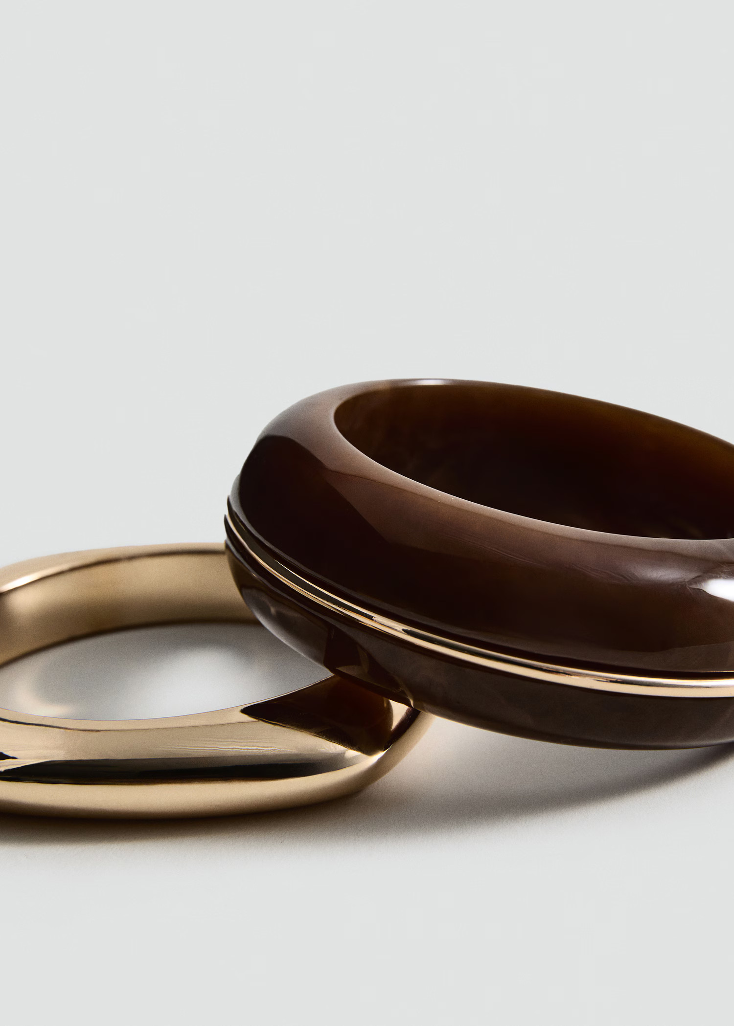 Pack of 2 rigid bracelets - Women | MANGO USA | Mango (US/MX/AU)