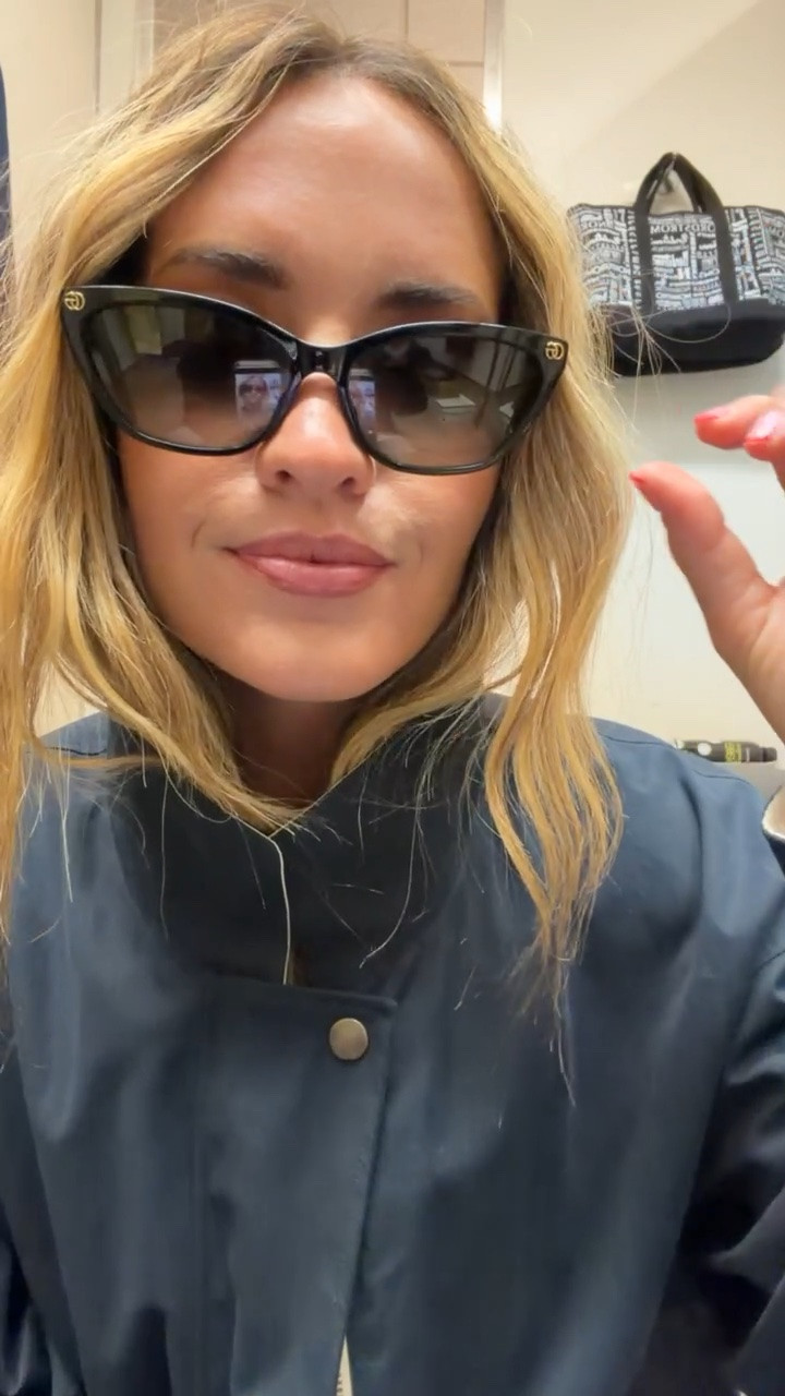 Loveee the shape of these 

Nsale, nordstrom sale, anniversary sale, summer sale, designer glasses, sunglasses, boujee sunglasses

#LTKBeauty #LTKSaleAlert #LTKootd