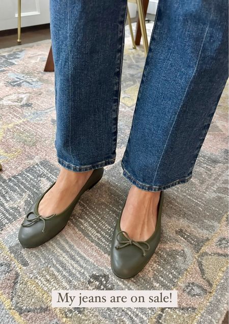 My favorite jeans are on sale! And all sizes are in stock 🙌🏼 Tap in for sale price  

Denim
Ankle crop
Ballet flats
Ballet shoes
Outfit
Work
Casual
Area rug

#LTKhome #LTKsalealert #LTKstyletip