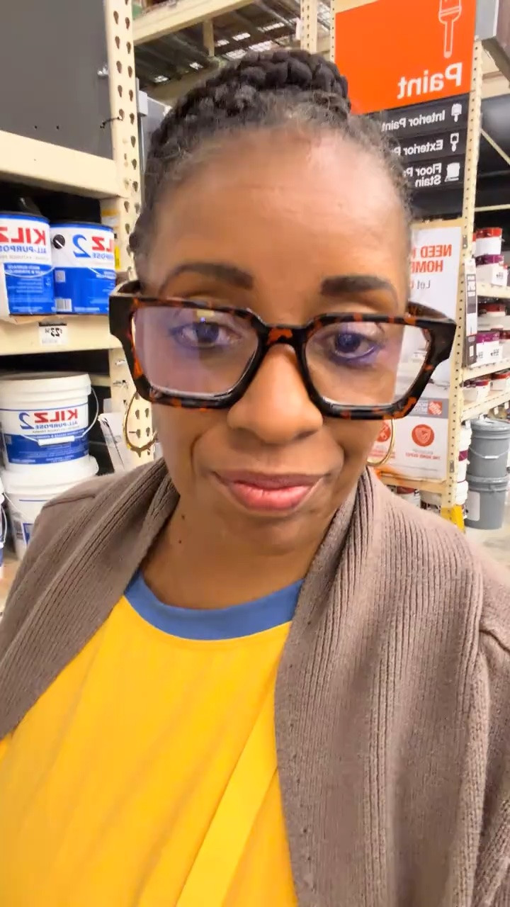I’m about to change up my office space. Check out my color scheme and where we’re going and I’m excited.

#LTKdayinmylife #LTKU #LTKHome