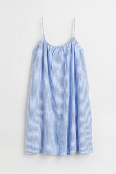 Relaxed-fit, short, sleeveless dress in double-weave cotton fabric. Narrow, adjustable shoulder s... | H&M (US + CA)