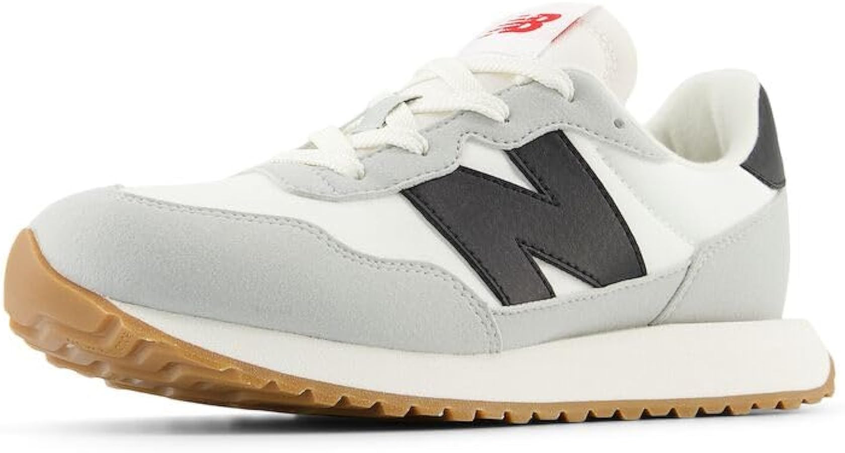Visit the New Balance Store | Amazon (US)