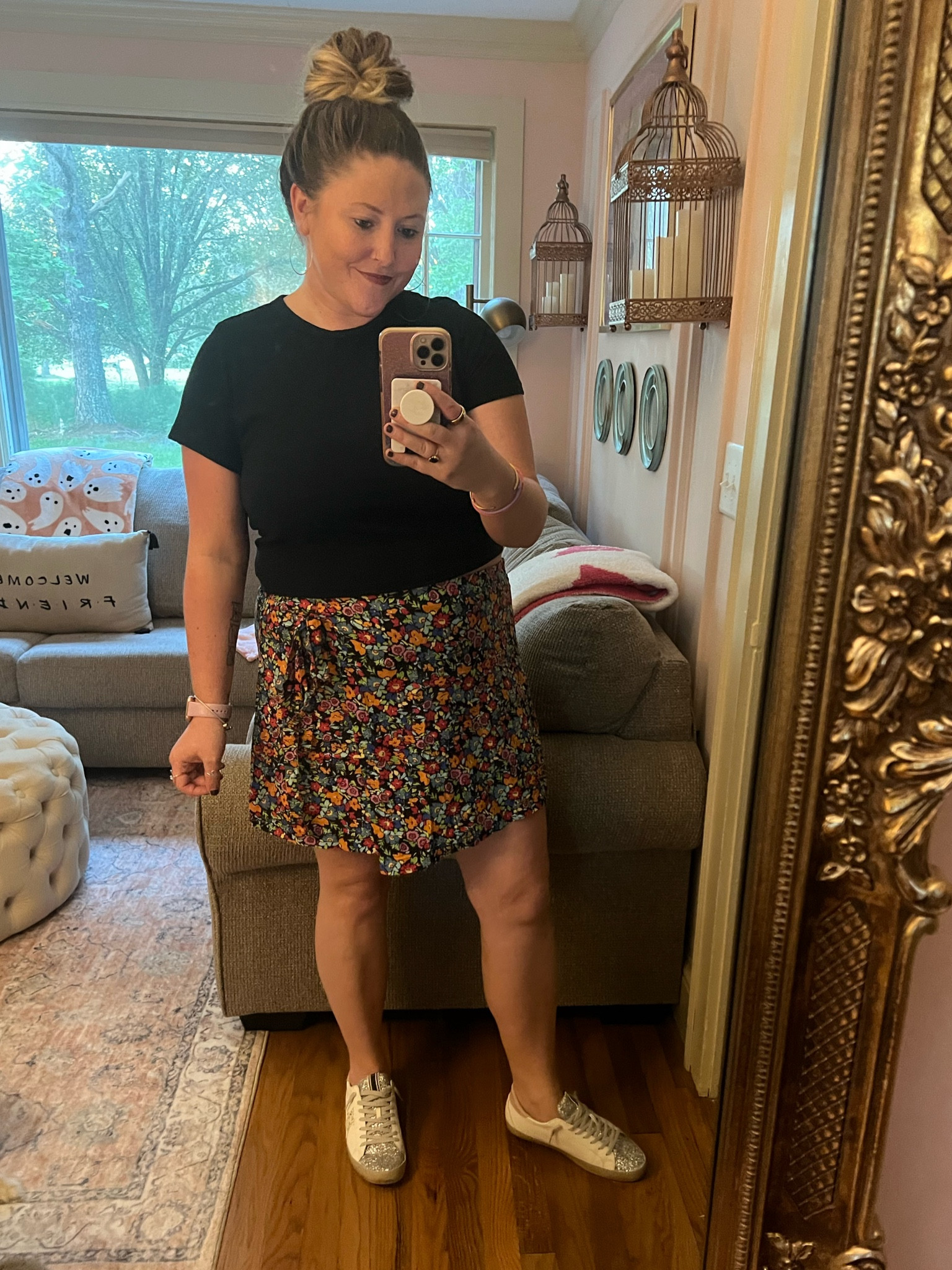 Tonight’s double date night outfit. This shirt is $5 and such a good closet staple! 

Wearing XXL 💋

Unfortunately, I can’t link my skirt or shoes. 😕

#LTKMidsize #LTKStyleTip #LTKFindsUnder50