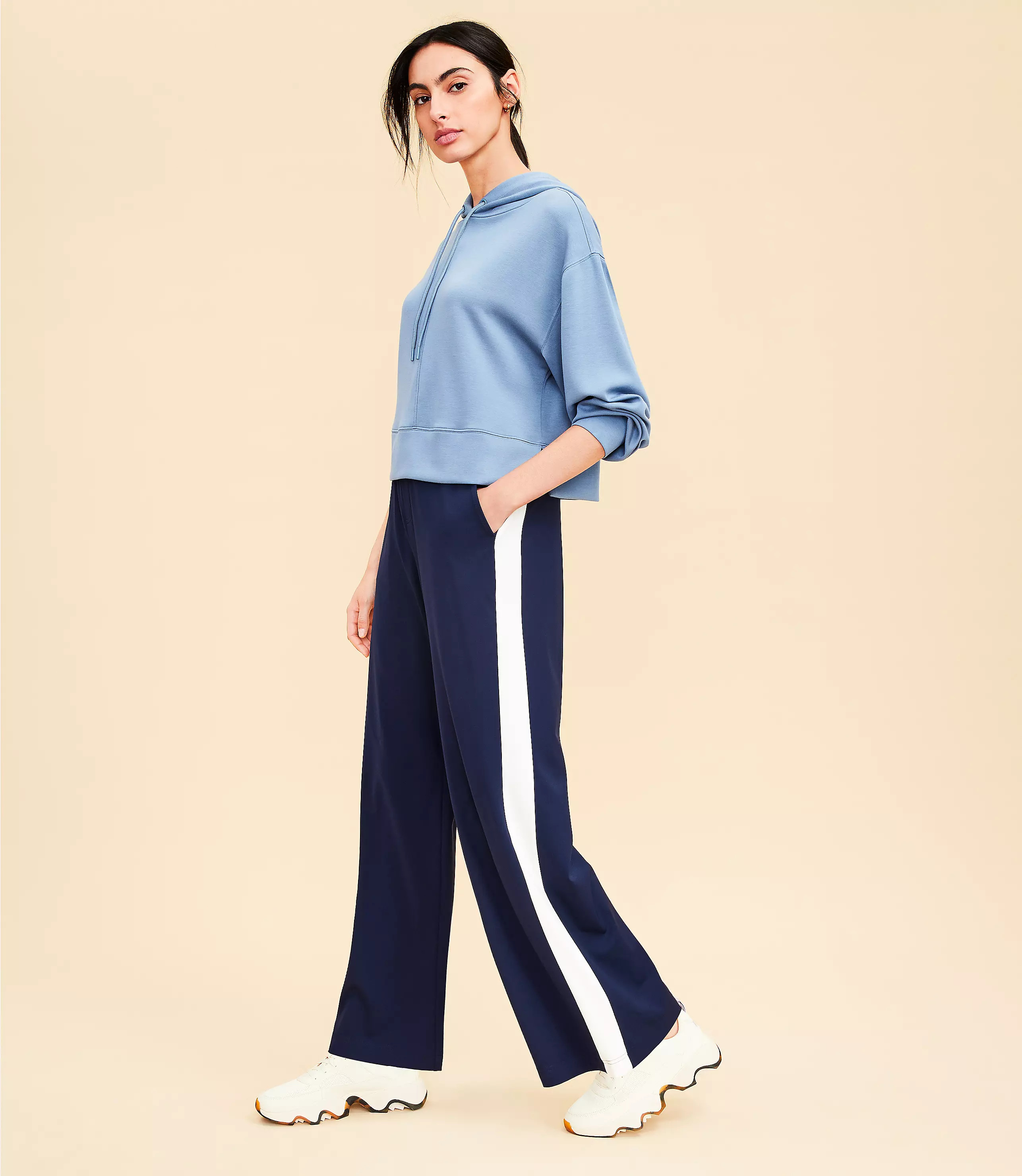 Lou & Grey Side Stripe Heavyweight Luvstretch Wide Leg Pants | LOFT