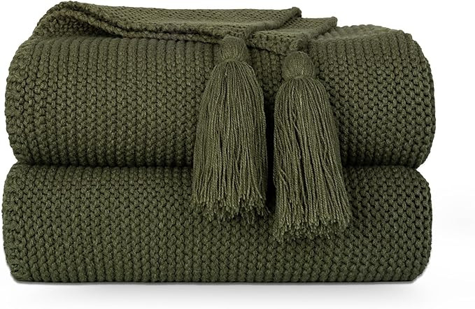 MACEVIA Throw Blanket Super Soft Cozy Fuzzy, Knitted Throw Blanket 50" x 60" for Couch Green Blan... | Amazon (US)