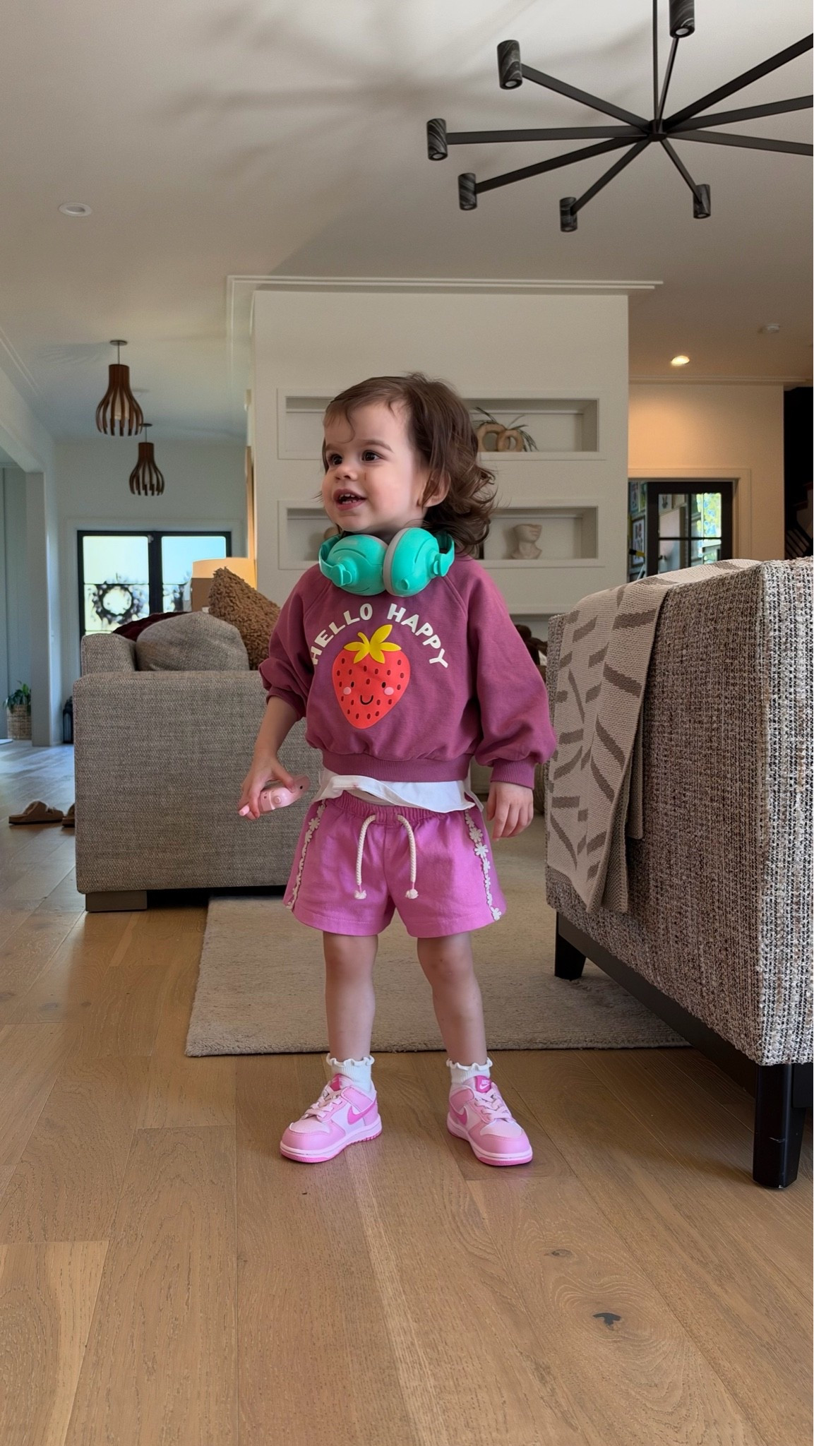This little sweatshirt comes as a set with pants, but I threw it on with shorts and LOVE