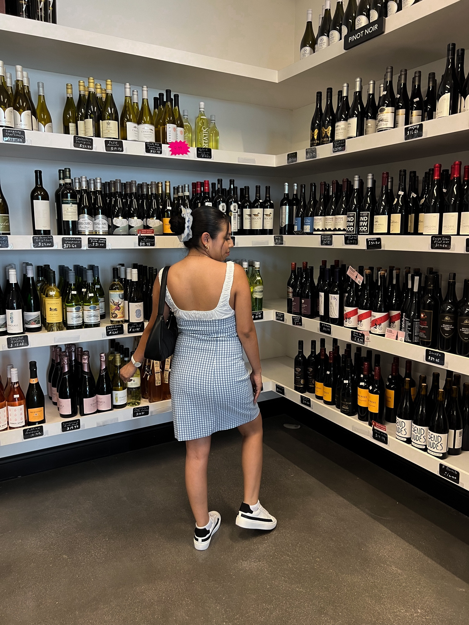 Blue Gingham Dress is from Zara but unfortunately out of stock so here are other gingham dresses that are worth a look/buy 